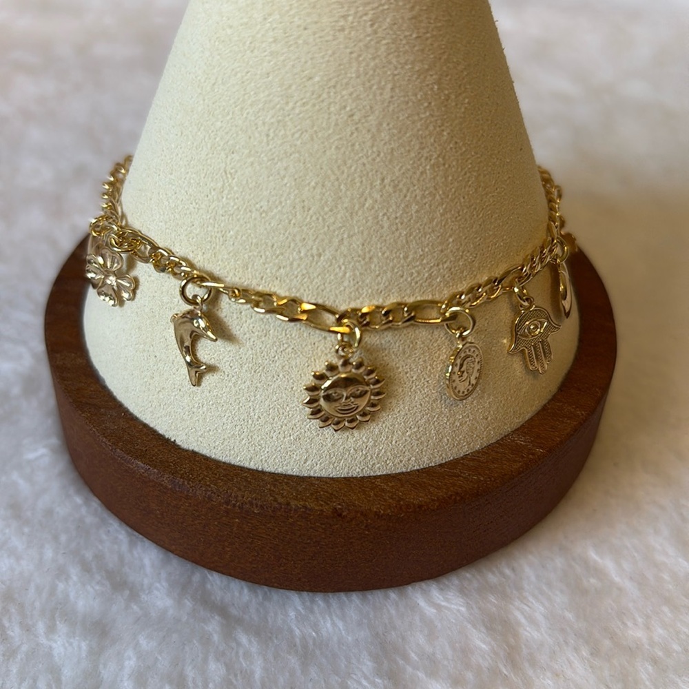NEW 10” Charm Anklet on Figaro Bracelet 18k Gold Filled
